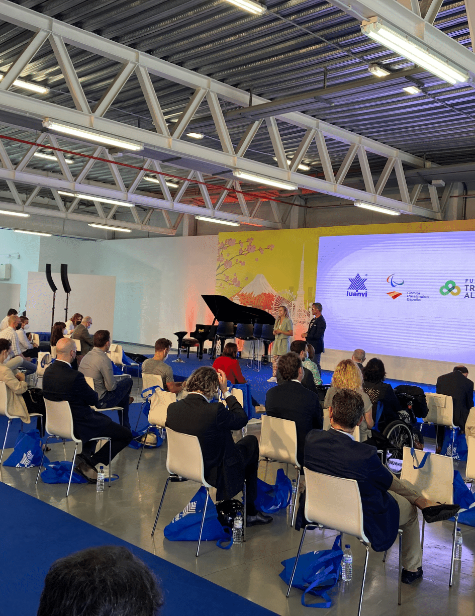 Evento presentación ropa equipo paralímpico para Tokio 2021