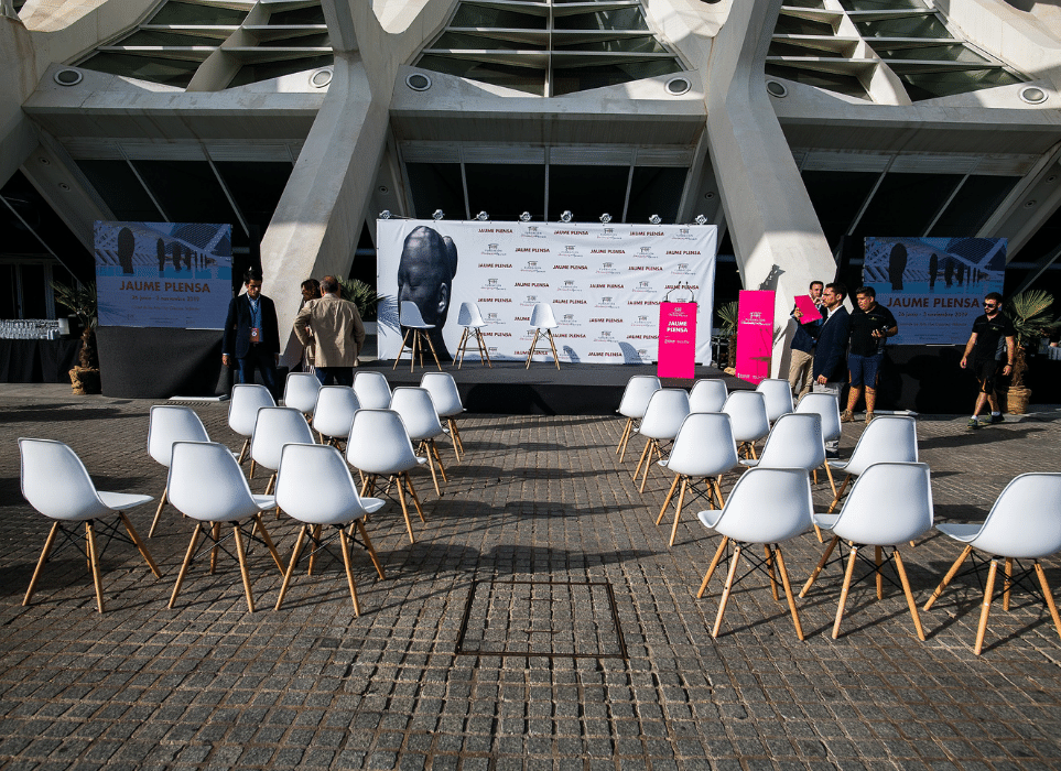 Inauguración de la exposición de esculturas de Jaume Plensa